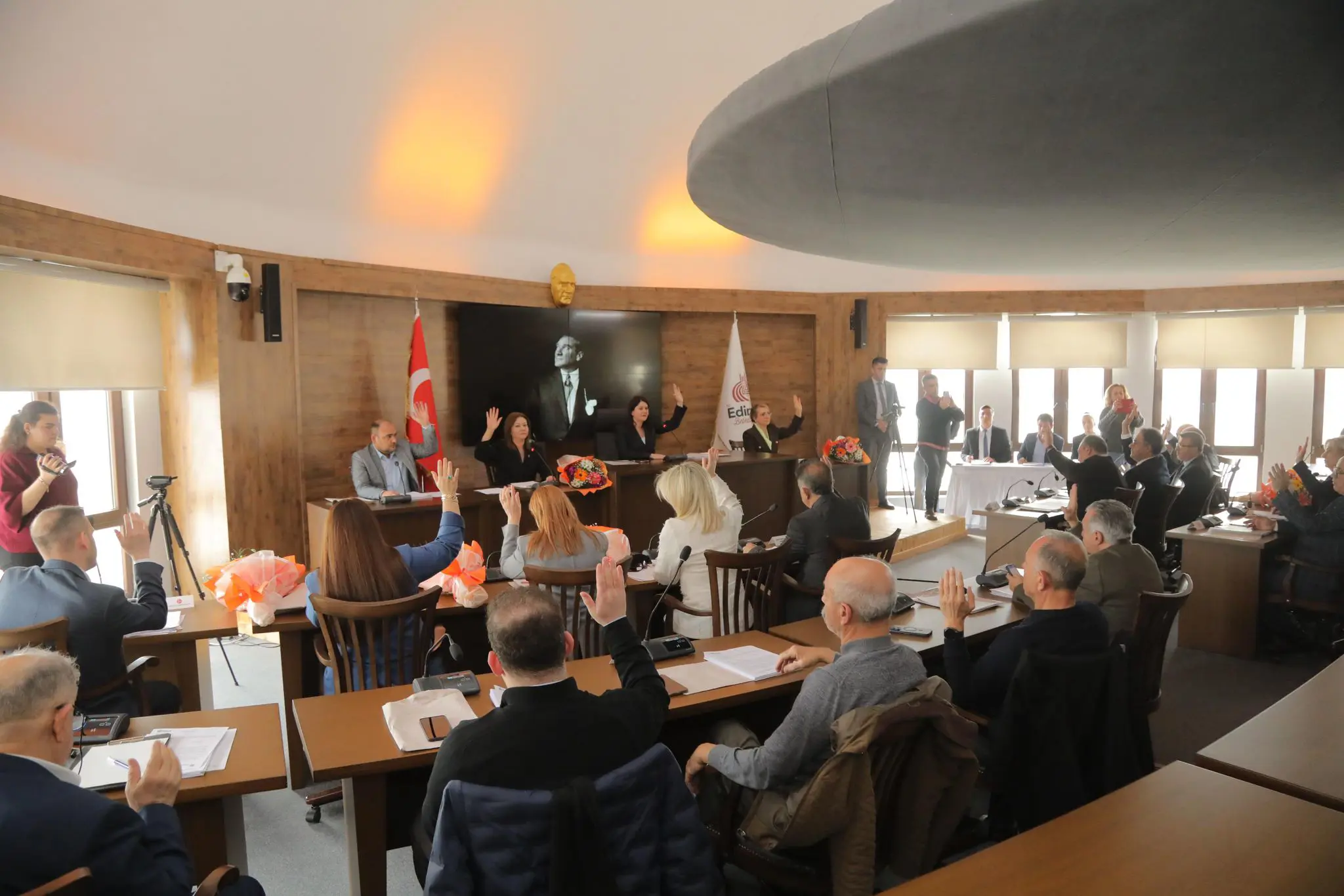 EDİRNE BELEDİYE MECLİSİ MART AYI OLAĞAN TOPLANTISI GERÇEKLEŞTİRİLDİ galeri görseli